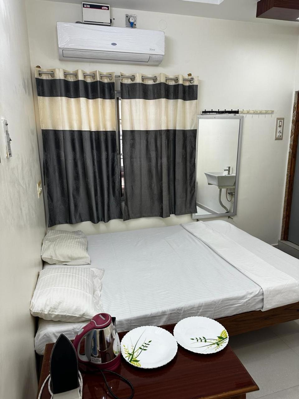 Temple View Home Stay Tiruvannāmalai Exterior foto